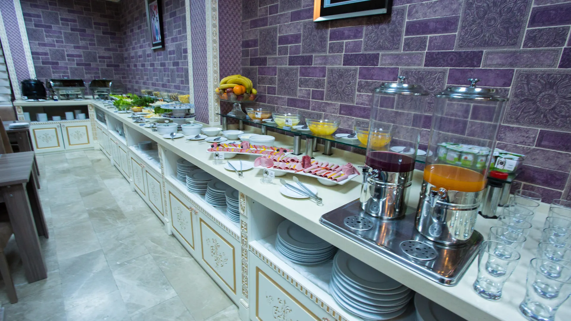 Grand Hotel Baku Central Park